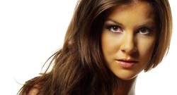 Imogen Thomas Dukung Italia
