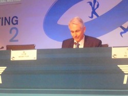 Pajak Tinggi & Regulasi Salah Arah, Industri Penerbangan Ngos-ngosan