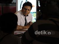Ayu Dewi Nikah dengan Adat Jawa-Gorontalo