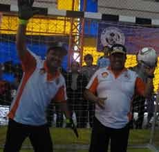 Adu Penalti Kapolda Jatim Vs Wagub