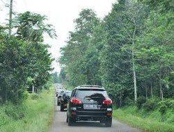 Komunitas Hyundai Santa Fe Kumpul di Bendungan