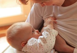 ASI Bisa Kaya Omega-3 Jika Ibu Banyak Makan Ikan