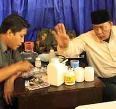 Dokter Gadungan Tertangkap Basah Obati Pasien