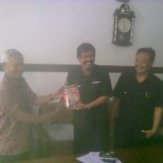 FGII Adukan Novel Tak Layak Baca ke MUI Jabar