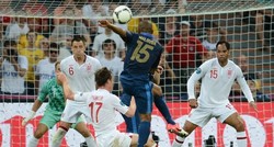 Evra: Inggris Main Seperti Chelsea Saat Lawan Barca