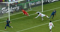 Gol Inggris Bangunkan Prancis