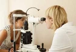 Risiko Stroke Bisa Kelihatan Saat Periksa Mata