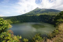 Unik! Ada Mangkuk Raksasa di Ternate