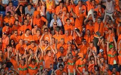 Suporter Belgia Dibeli Fans Belanda di eBay