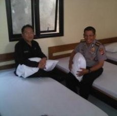 Dada Rosada Resmikan Barak Dalmas Polrestabes Bandung