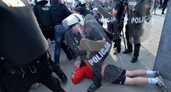 Buntut Bentrokan di Warsawa, Lebih dari 100 Orang Ditangkap