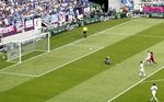 Republik Ceko Tumbangkan Yunani 2-1
