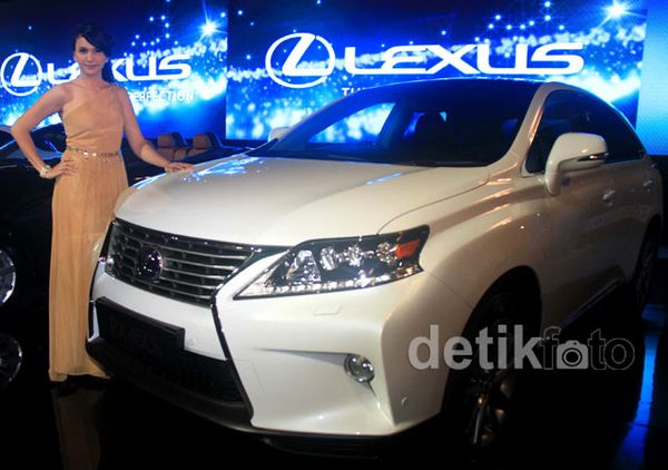 Lexus Luncurkan 3 Varian Terbaru