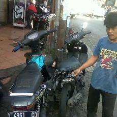 Pemilik Motor Diseruduk Avanza Tuntut Ganti Rugi