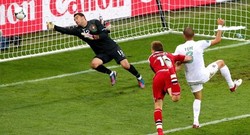 Bendtner Gabung Mandzukic & Sheva, Ronaldo Ukir Rekor Baru