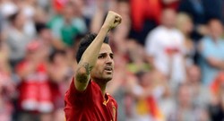 Fabregas Tak Masalah Dipasang Sebagai Striker