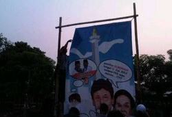 5.979 Spanduk Pilkada Diturunkan Satpol PP & Panwaslu Tadi Malam