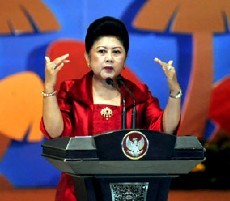 Ibu Ani Siap Dioperasi Esok Hari di RS Pittsburgh