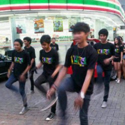 Seven Eleven Digoyang Suffle