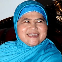 Mamah Dedeh, Penceramah Kondang yang Ingin Jadi Pelukis