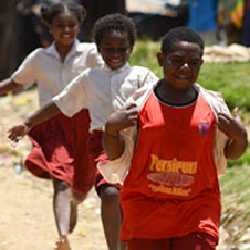 Di Timur Matahari: Impian Perdamaian di Lembah Tiom