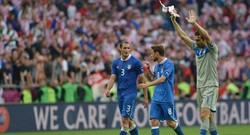 Gli Azzurri Kurang Tajam