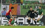 Spanyol Lumat Irlandia 4-0