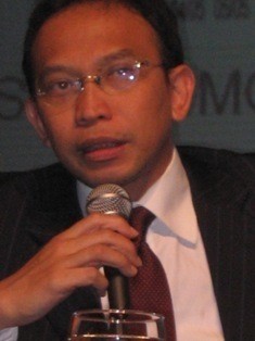 Jadi Bos BKPM, Chatib Basri Mundur dari Komisaris XL