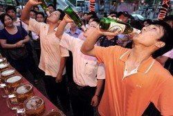 Penduduk China Peminum Bir Terbesar di Dunia