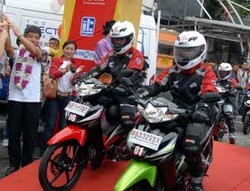 Honda Revo Pecahkan Rekor MURI 