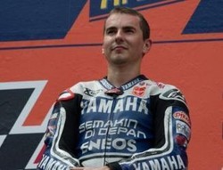 Lorenzo Menangi Duel dengan Stoner
