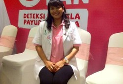 dr Rahmi Alfiah, Ahli Radiologi yang Tak Takut Paparan Radiasi