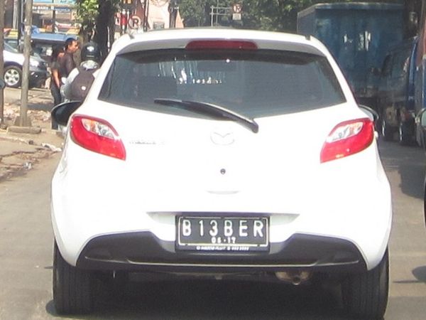 Mazda2 Fans Justin Bieber