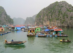 Keren! Ada Desa Terapung di Vietnam