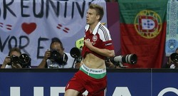 Bendtner Didenda Rp 1,1 M Gara-gara Celana Dalam