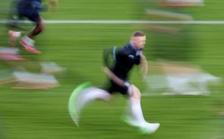 Sudah Dinantikan, Rooney Kalem Jelang Laga Debut