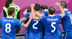 Italia Dihantui Kegagalan di 2004
