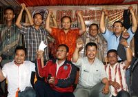 Buruh Dukung Hidayat-Didik