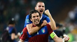 Italia Menang dengan Hati