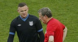 Hodgson Ingin Rooney Jadi Penentu Seperti Pele