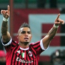 Milan Tepis Rumor Transfer Boateng