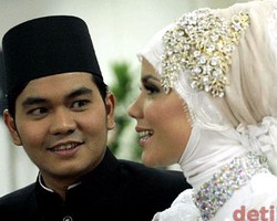 8 Selebriti dengan Pesta Pernikahan Unik 