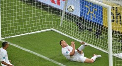 Kontroversi Soal Gol Kembali Warnai Laga Inggris