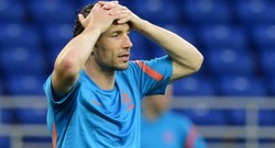 Van Bommel Belum Akan Pensiun dari Timnas