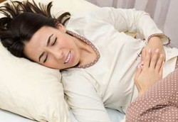 Apa yang Terjadi Pada Gusi Wanita Ketika Menstruasi? 