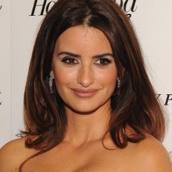 Si Hot Mamma Penelope Cruz