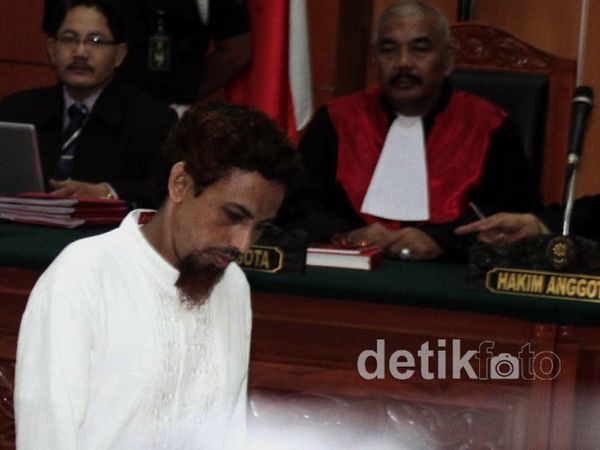 Umar Patek Hadapi Vonis