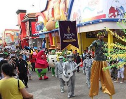 Sayang Anak! Sepatu Sekolah Diobral Rp 30.000-50.000 di PRJ