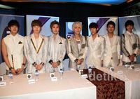 7 Pria Ganteng Born to Beat