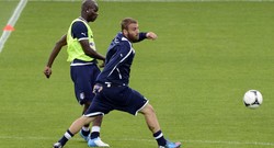 De Rossi: Balotelli Harus Lebih Dewasa